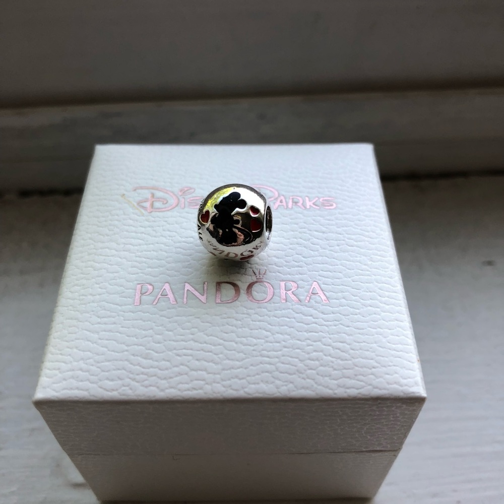 Mickey & Minnie pandora charm